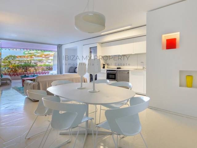 Apartamento en Alquiler en Passeig Joan Carles I, 27 en Marina Botafoc - Platja de Talamanca