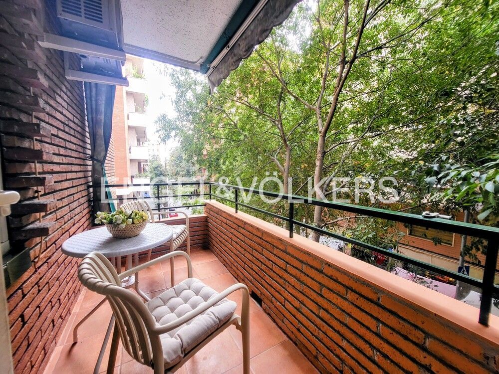 Exterior view of Apartment to rent in  Barcelona Capital  with Air Conditioner, Heating and Parquet flooring