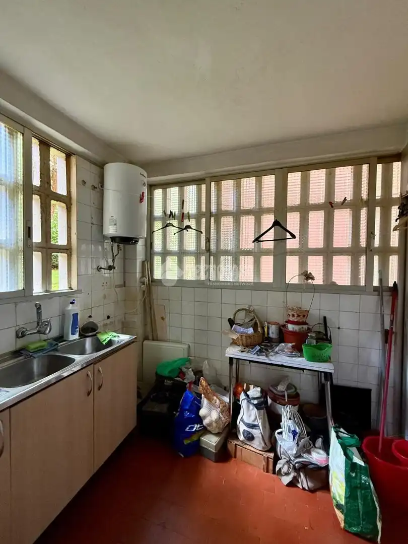 Kitchen of Flat for sale in Madrid  with Heating, Parquet flooring and Terrace
