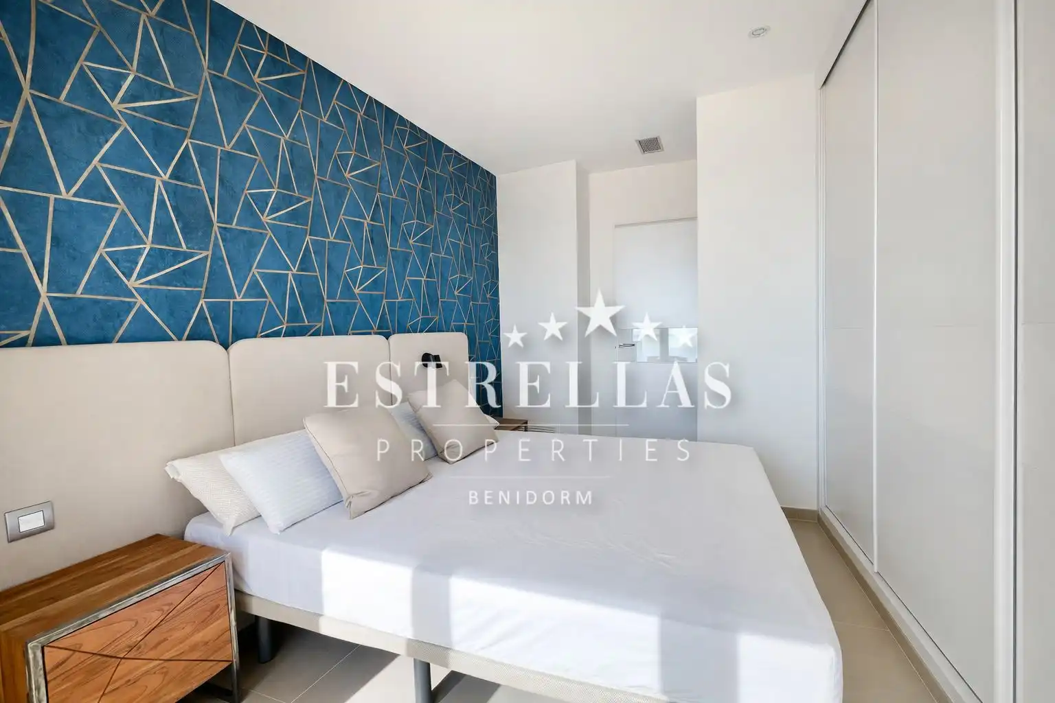 Dormitori de Apartament en venda en Benidorm amb Aire condicionat, Calefacció i Traster