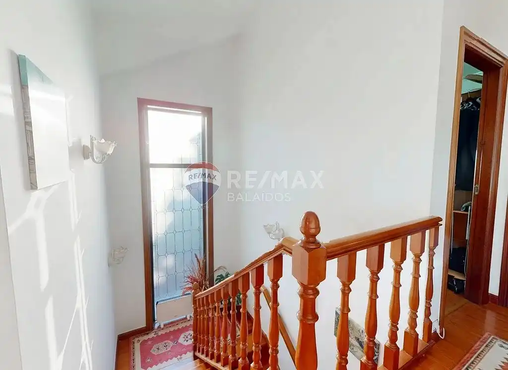 Houses for sale in Vigo   with Heating, Private garden and Parquet flooring