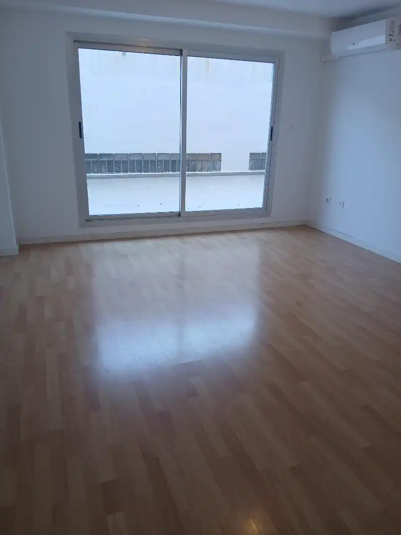 Habitación de Piso en venta en Valencia con Horno