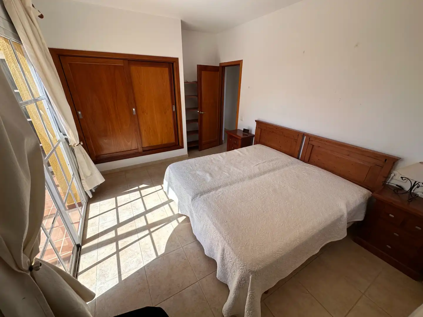 Habitación de Apartamento de alquiler en Antigua con Terraza, Amueblado y Horno