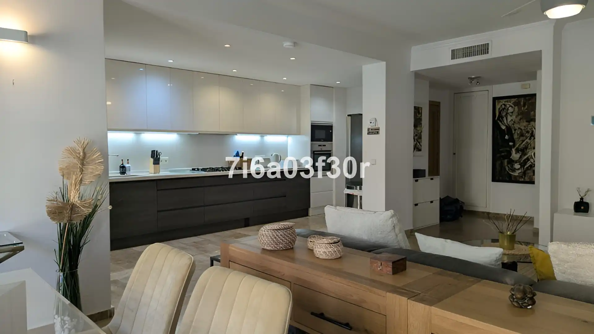Living room of Apartments for sale in Marbella  with Air Conditioner, Terrace and Storage room