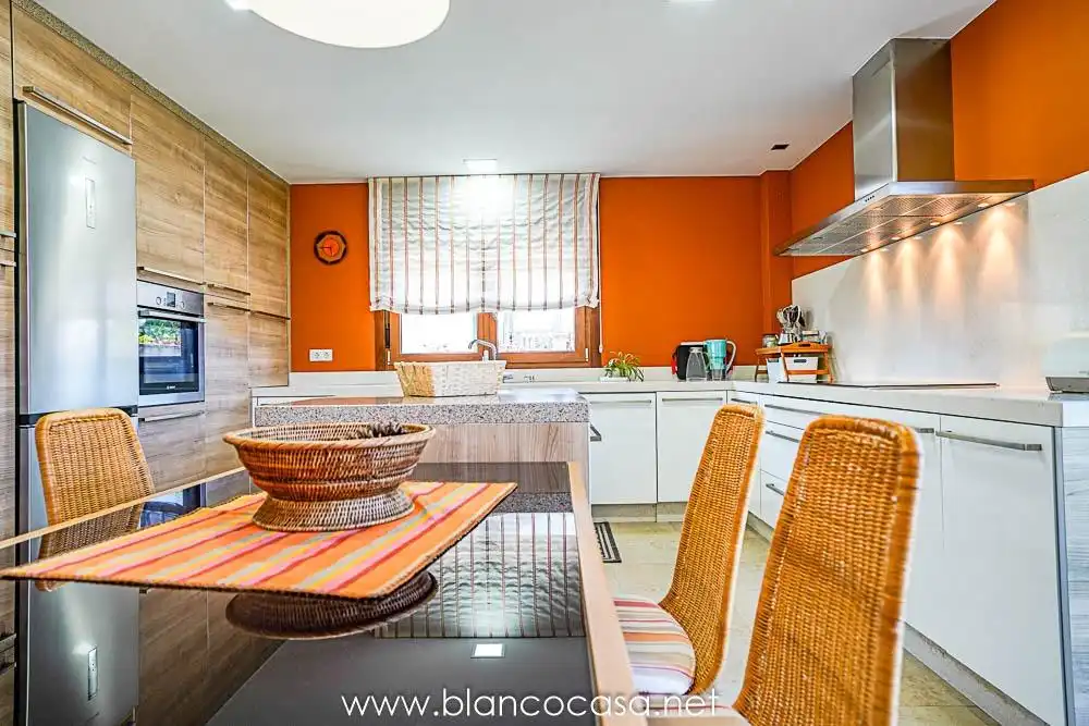 Kitchen of Houses for sale in Carballo  with Heating, Private garden and Storage room