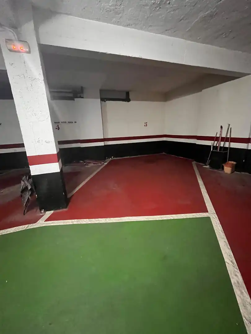 Garage for sale in Basauri 
