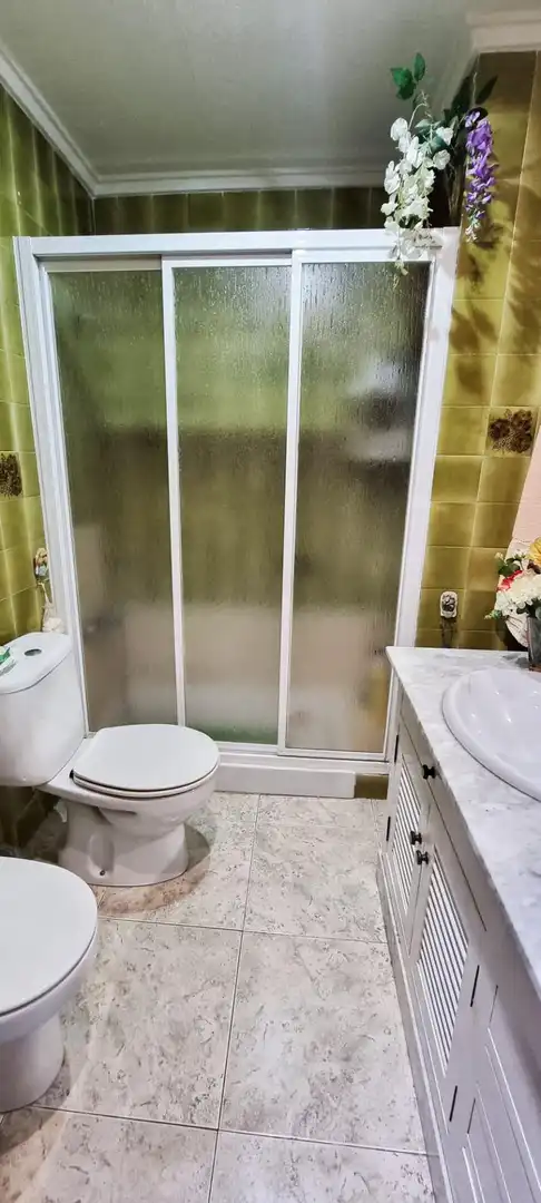 Badezimmer von Wohnung zum Verkauf in Elche / Elx