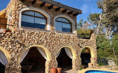Vista exterior de Finca rústica en venda en Puigpunyent amb Calefacció, Jardí privat i Terrassa