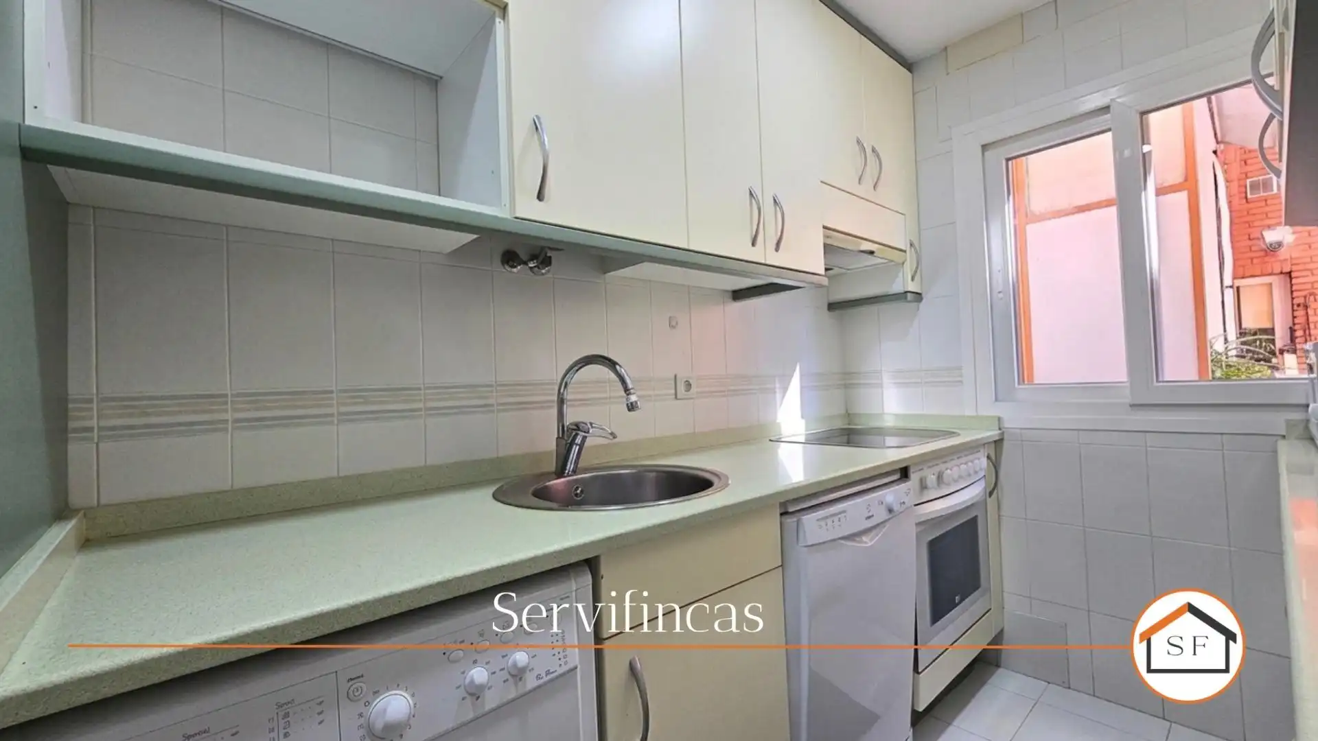 Cuina de Pis en venda en Madrid amb Parquet