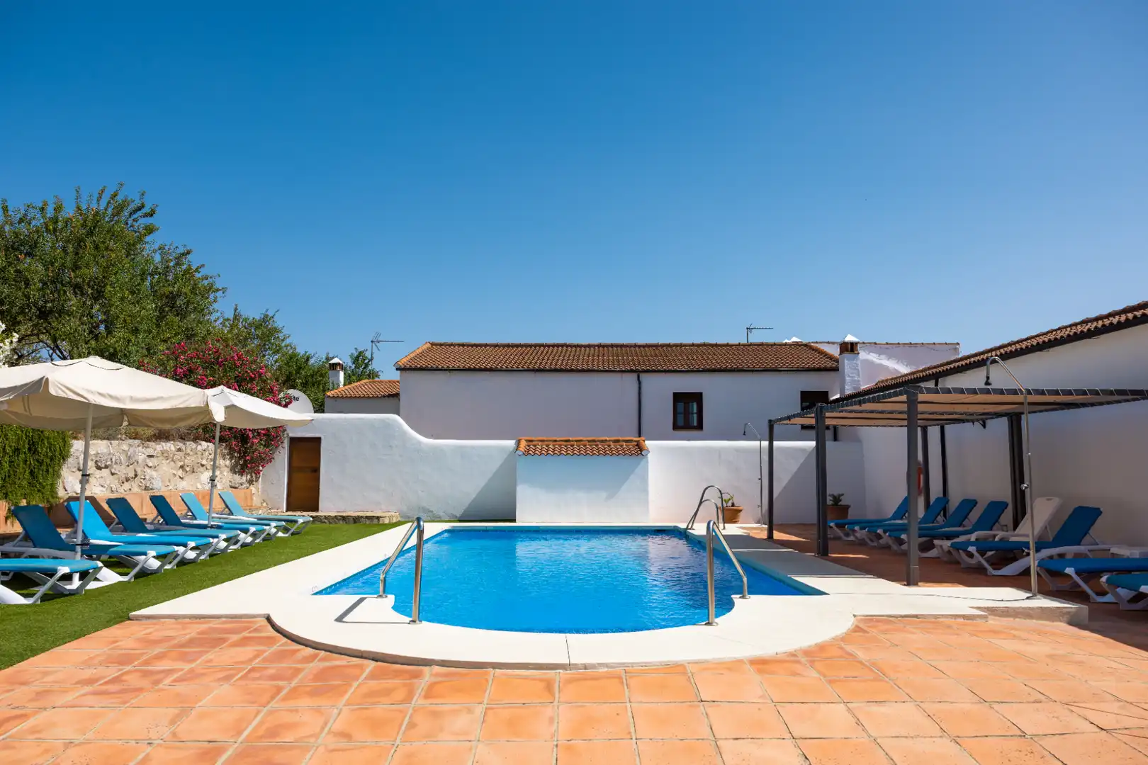 Piscina de Finca rústica en venta en Montejaque con Aire acondicionado, Jardín privado y Terraza
