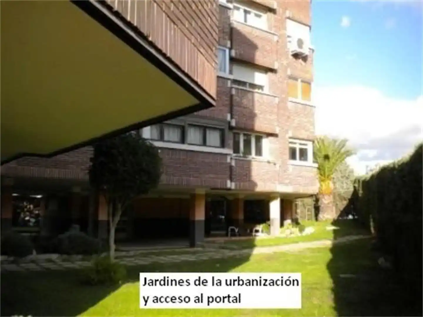 Jardí de Pis en venda en Pozuelo de Alarcón amb Aire condicionat