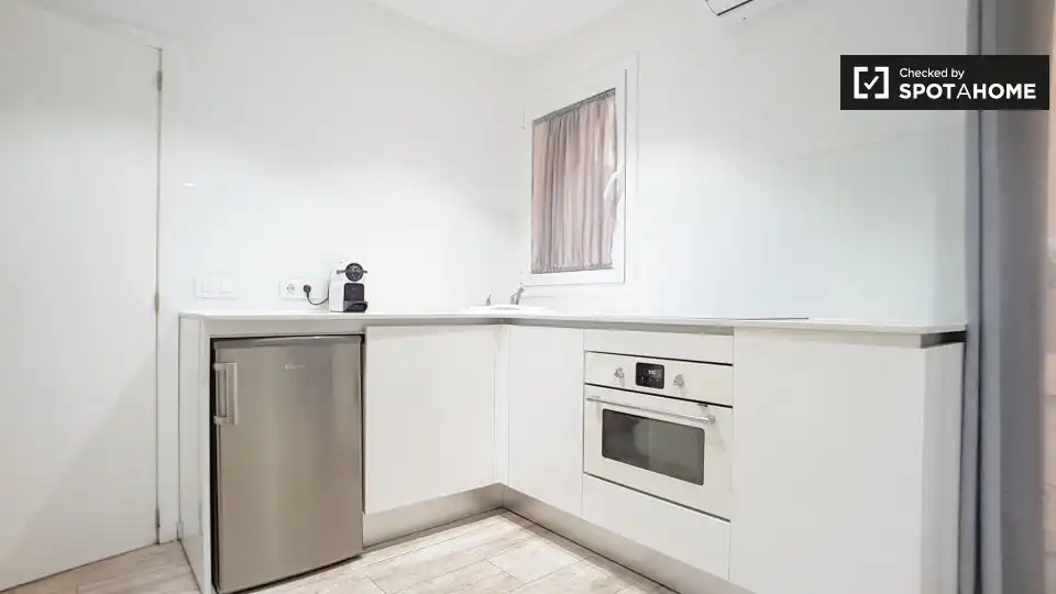 Piso con terraza en alquiler en Ciutat Vella, imagen 8