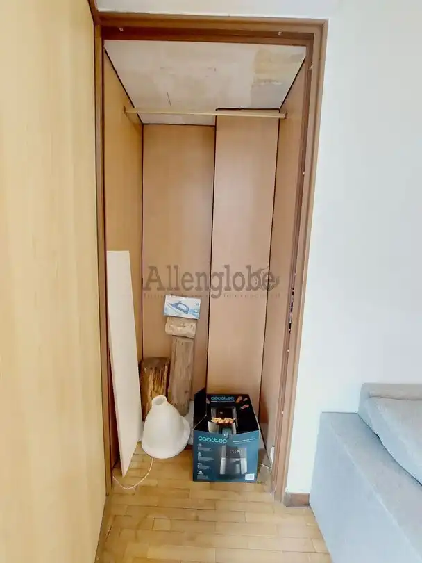 Piso de alquiler en Oviedo  con Calefacción y Balcón