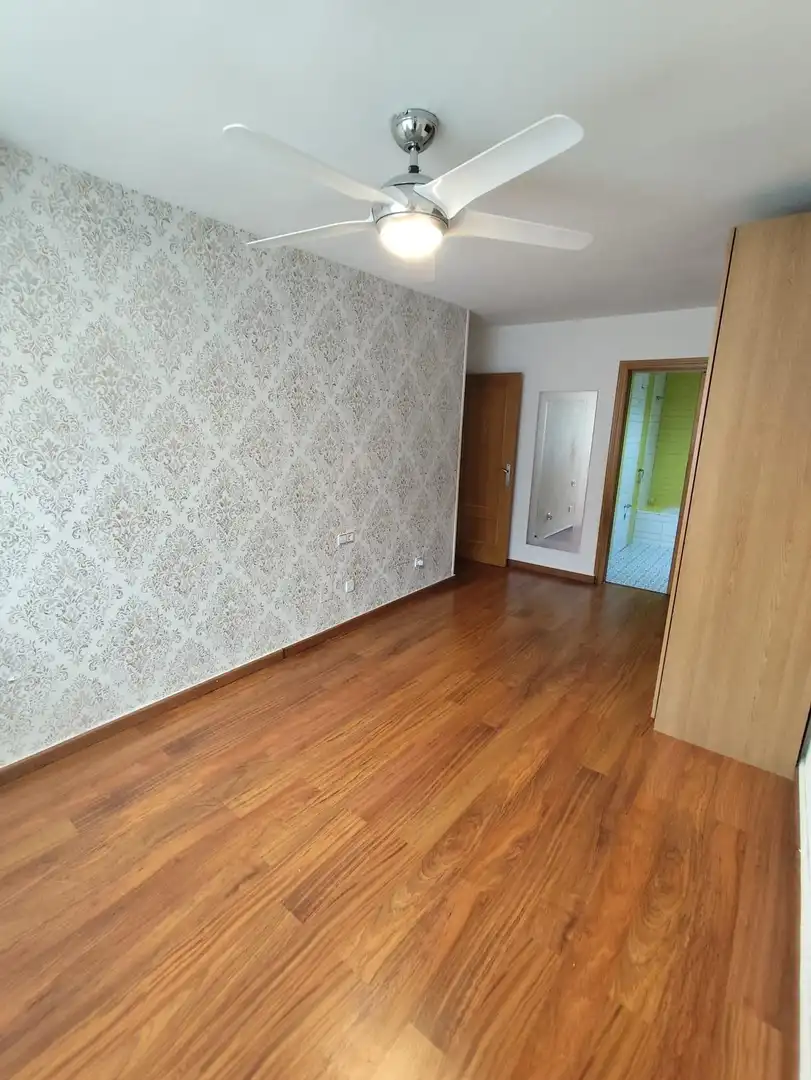 Bedroom of Flat for sale in Murcia  with Air Conditioner, Heating and Storage room