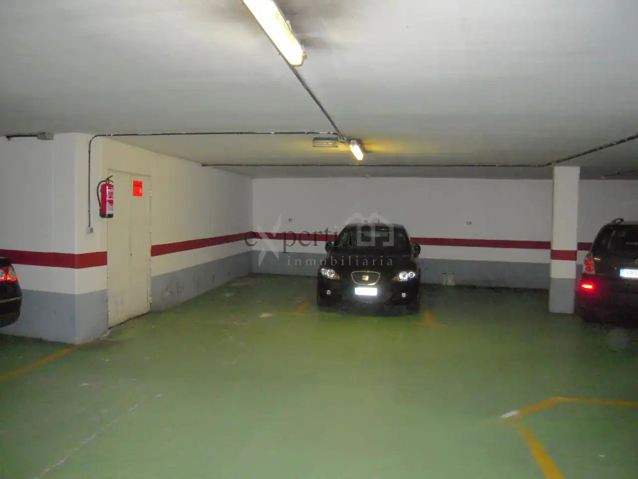Aparcament en venda a Ensanche - Sar