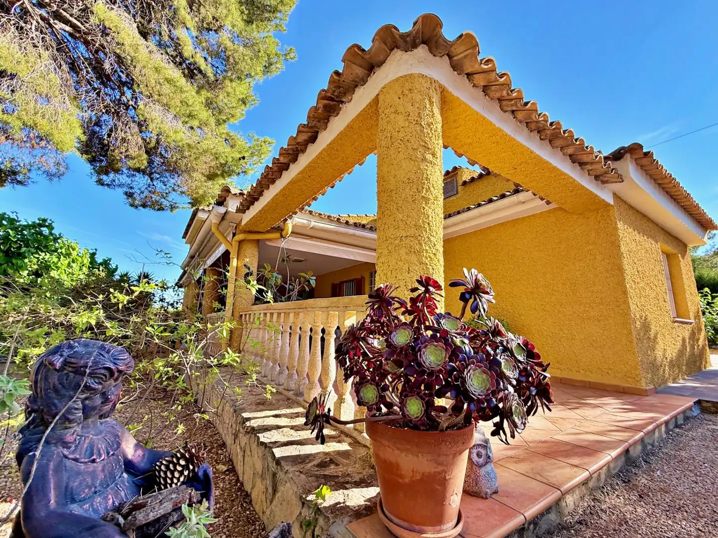 Vista exterior de Casa o chalet en venta en Olocau con Aire acondicionado, Calefacción y Terraza
