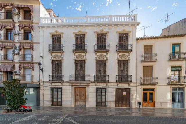 Edificio en Venta en Calle DEL RIO en Priego de Córdoba