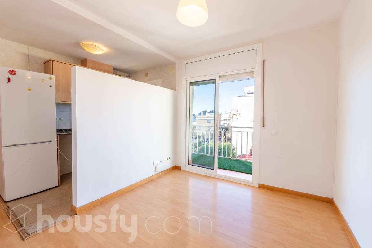 Bedroom of Flat for sale in Vilanova i la Geltrú  with Heating, Parquet flooring and Terrace