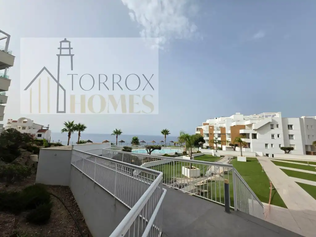 Vista exterior de Apartament en venda en Torrox