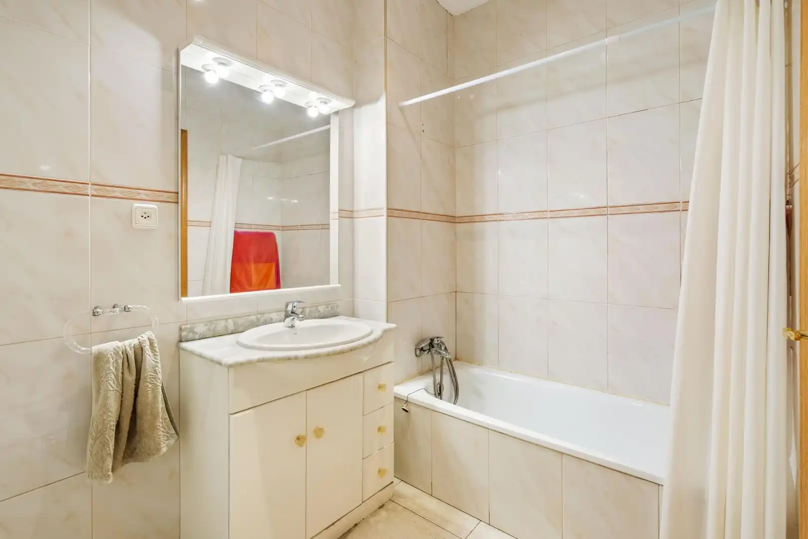 Baño de Piso en venta en Mollet del Vallès con Aire acondicionado, Calefacción y Terraza