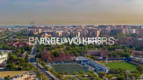Vista exterior de Dúplex de lloguer en Alcorcón amb Aire condicionat, Calefacció i Parquet