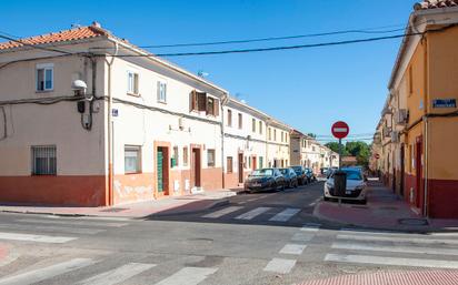 Exterior view of Single-family semi-detached for sale in  Madrid Capital