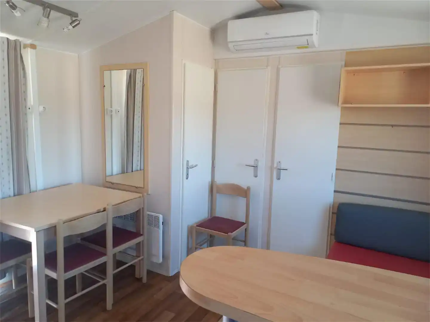 Habitación de Planta baja en venta en Cuenca Capital con Aire acondicionado