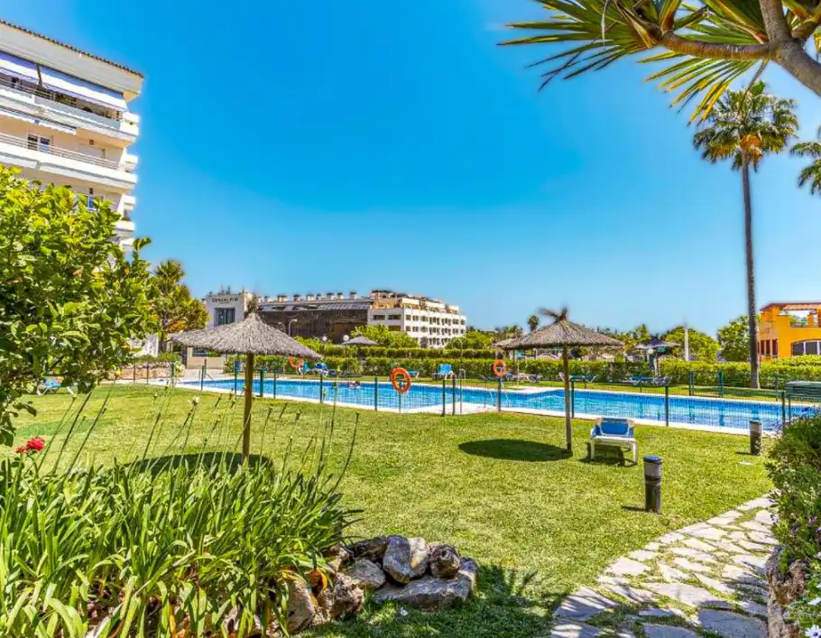 Wohnung mit Pool zum Verkauf in Milla de Oro