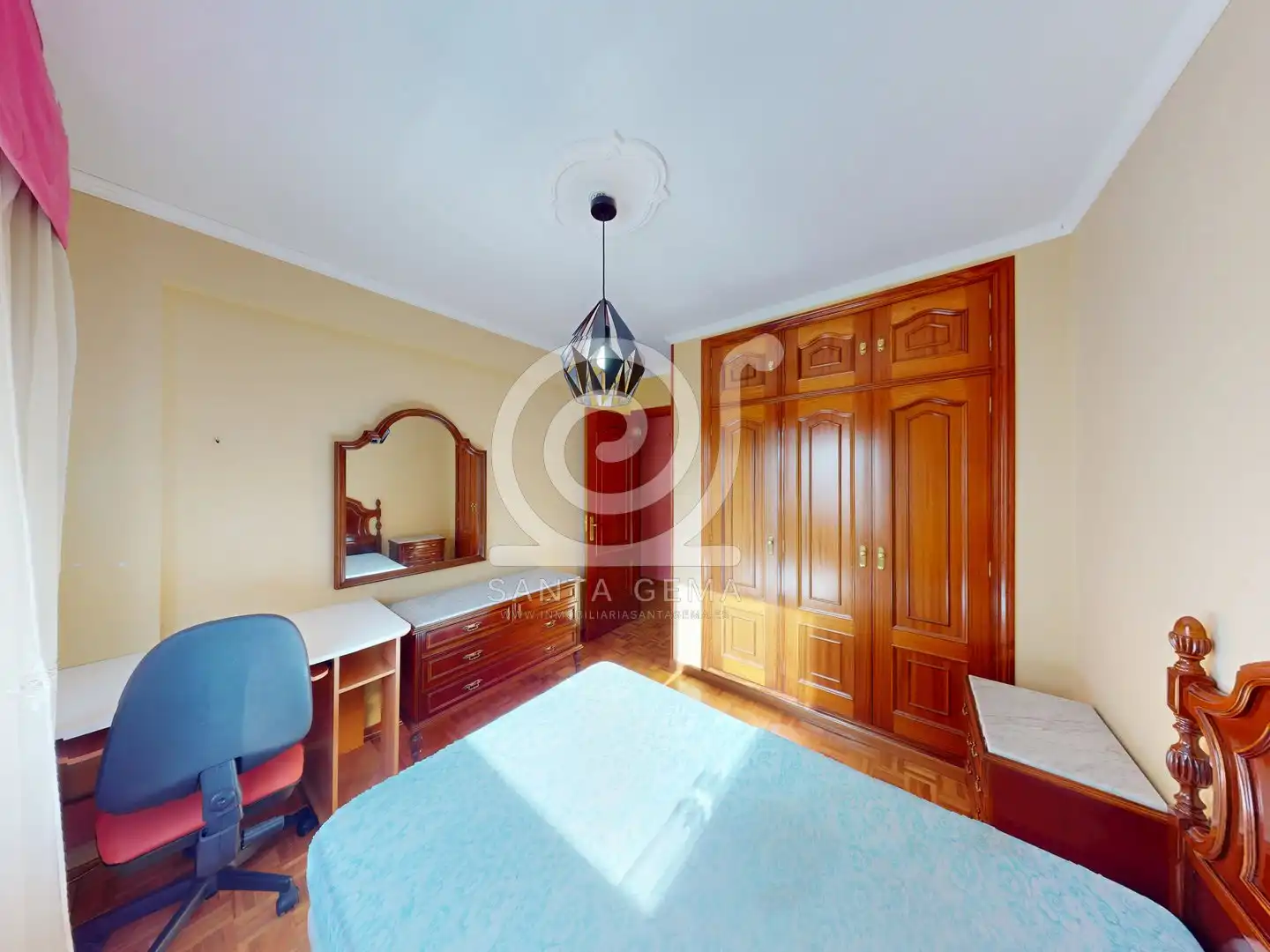 Bedroom of Flat for sale in A Coruña Capital   with Heating, Storage room and Furnished