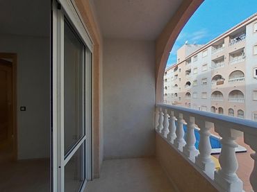 Appartement avec piscine à vendre à C/ San Pascual, Urb. Santa Gema