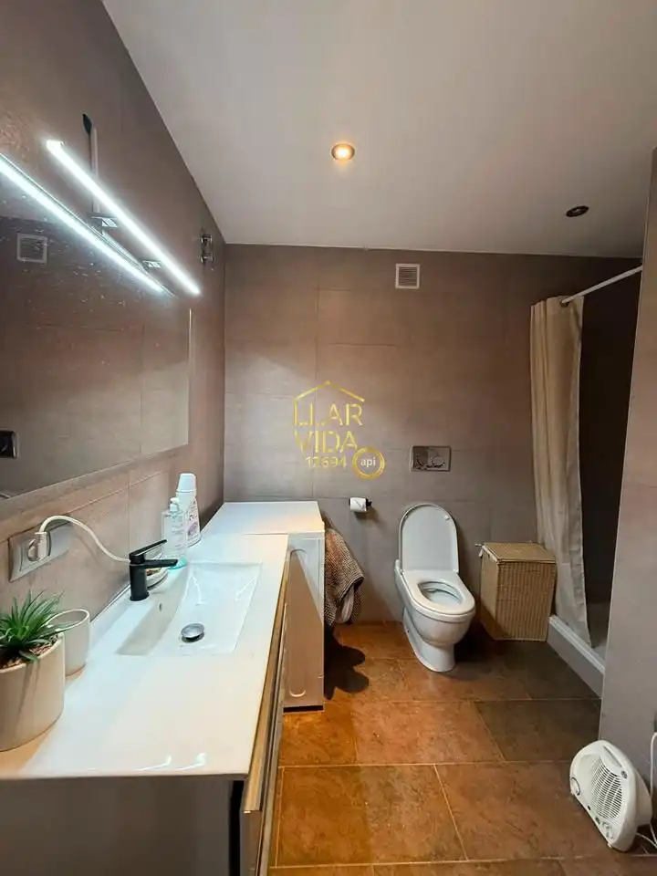 Badezimmer von Maisonette zum Verkauf in Lleida mit Terrasse