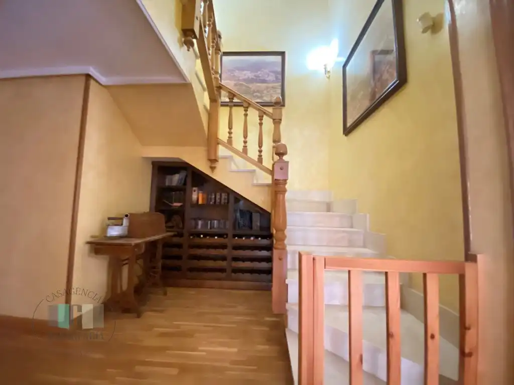 Duplexes for sale in Calle Poeta Verdaguer, Hospital - Plaza del Real