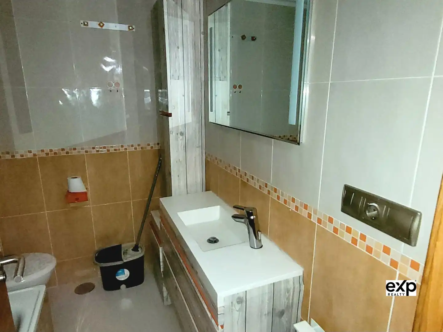 Baño de Apartamento en venta en Burela con Calefacción y Trastero