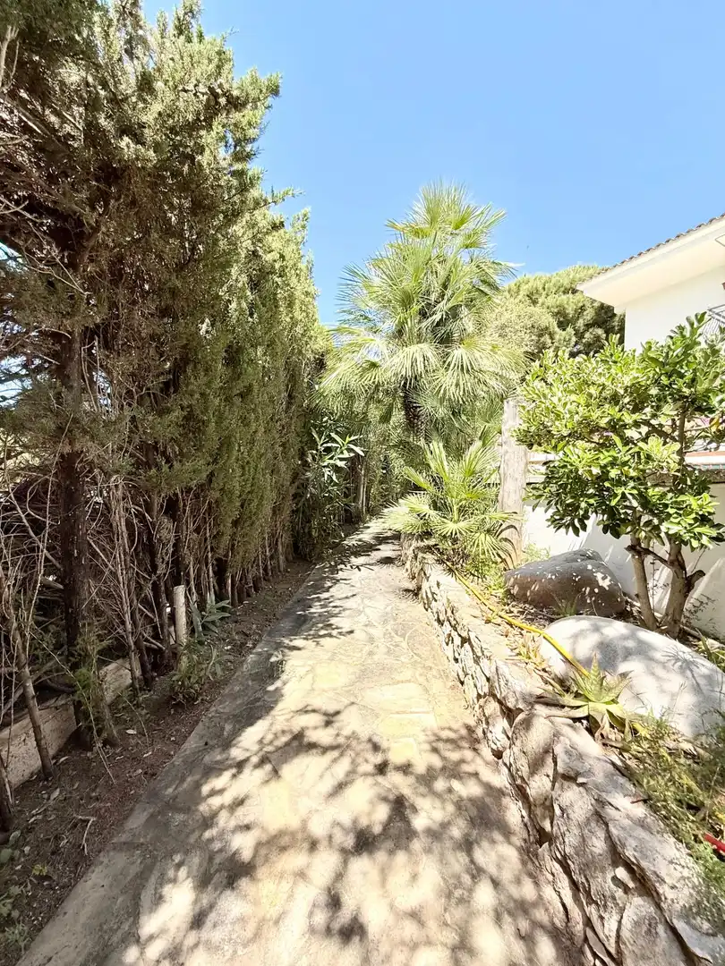 Außenansicht von Haus oder Chalet zum Verkauf in Calafell mit Klimaanlage, Heizung und Privatgarten