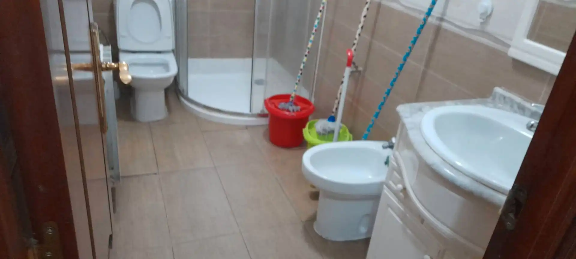 Baño de Piso en venta en Santurtzi  con Amueblado, Horno y Lavadora