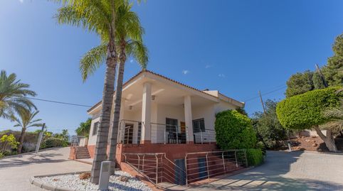 FANTASTICA VILLA DE 500 m2 CONSTRUIDOS PEÑA DE LAS AGUILAS SUELO URBANO