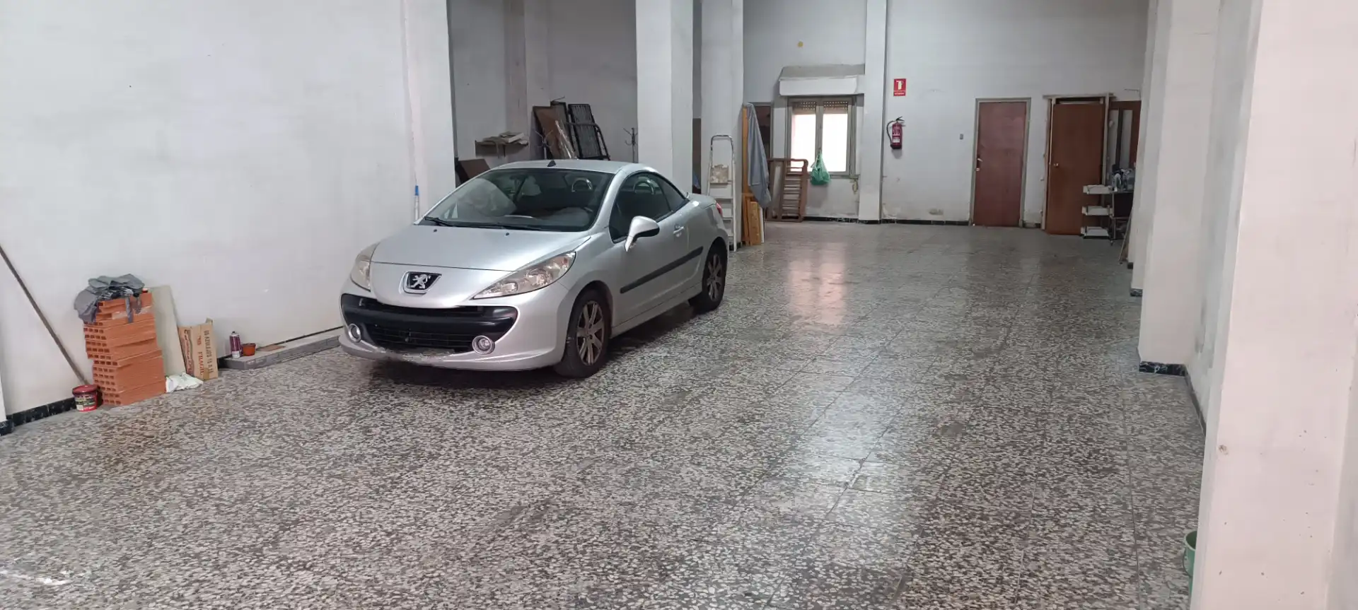Gewerbefläche zum Verkauf in Elche ciudad, imagen 4
