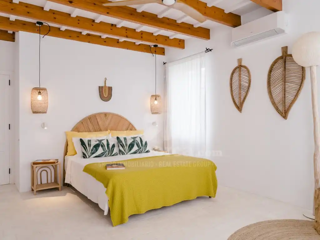 Habitación de Casa o chalet en venta en Es Castell con Aire acondicionado, Calefacción y Jardín privado