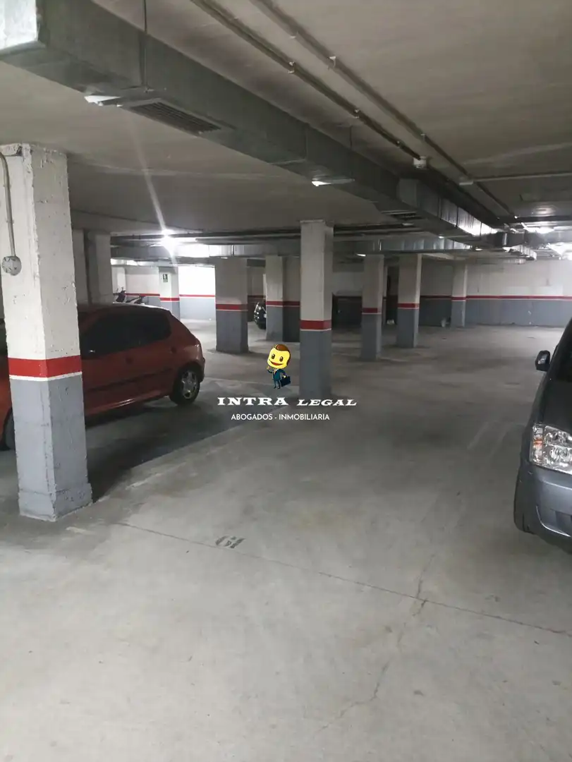 Parkplatz von Garage zum Verkauf in Salamanca