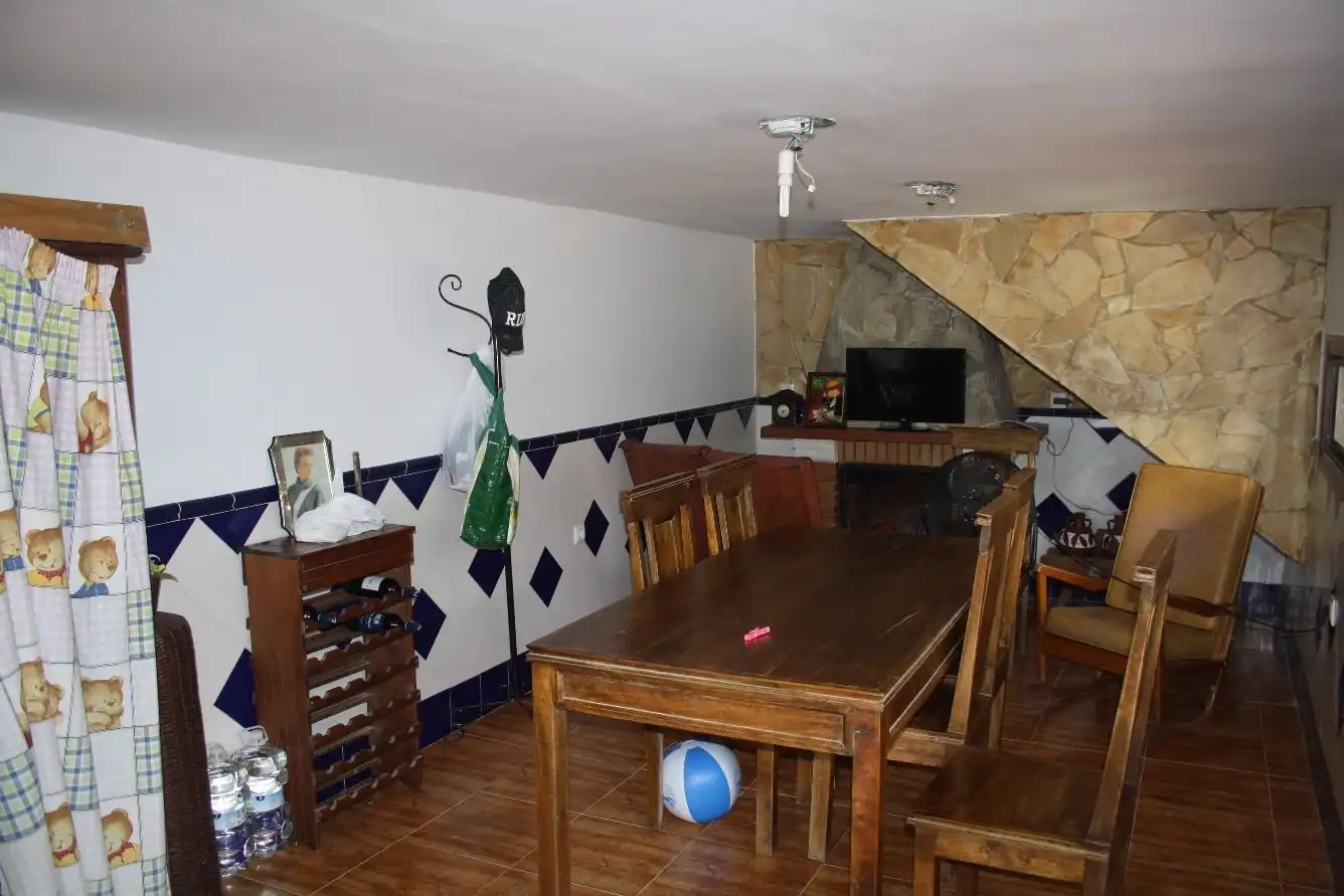 Comedor de Casa o chalet en venta en Los Barrios con Calefacción, Jardín privado y Trastero