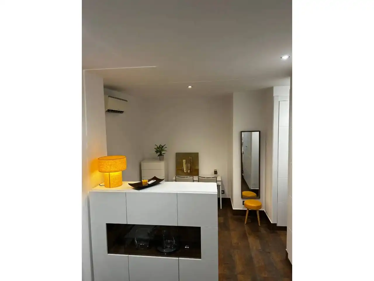 Study for sale in L'Hospitalet de Llobregat  with Air Conditioner, Heating and Parquet flooring