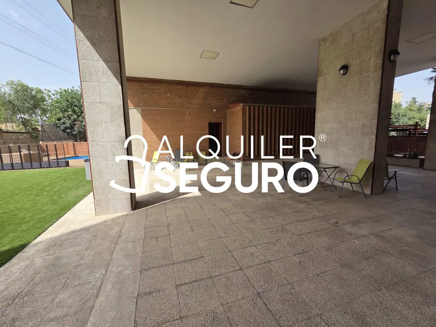 Terrassa de Pis de lloguer en Madrid amb Aire condicionat, Calefacció i Piscina