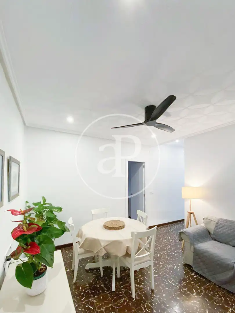 Sala de estar de Piso en venta en Valencia con Aire acondicionado, Calefacción y Amueblado