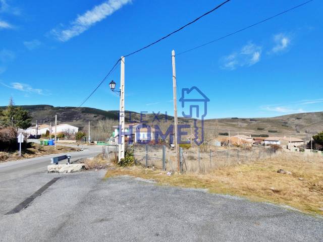Terreno residencial en Alquiler en CALLE IGLESIA en San Martín de la Vega del Alberche