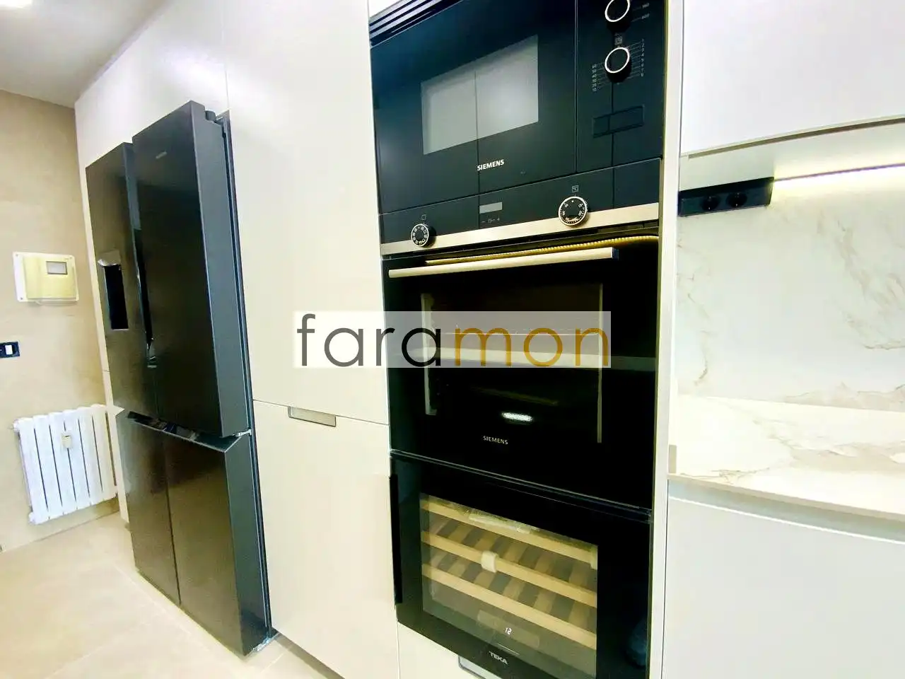 Kitchen of Flat for rent in Vigo   with Air Conditioner, Heating and Terrace