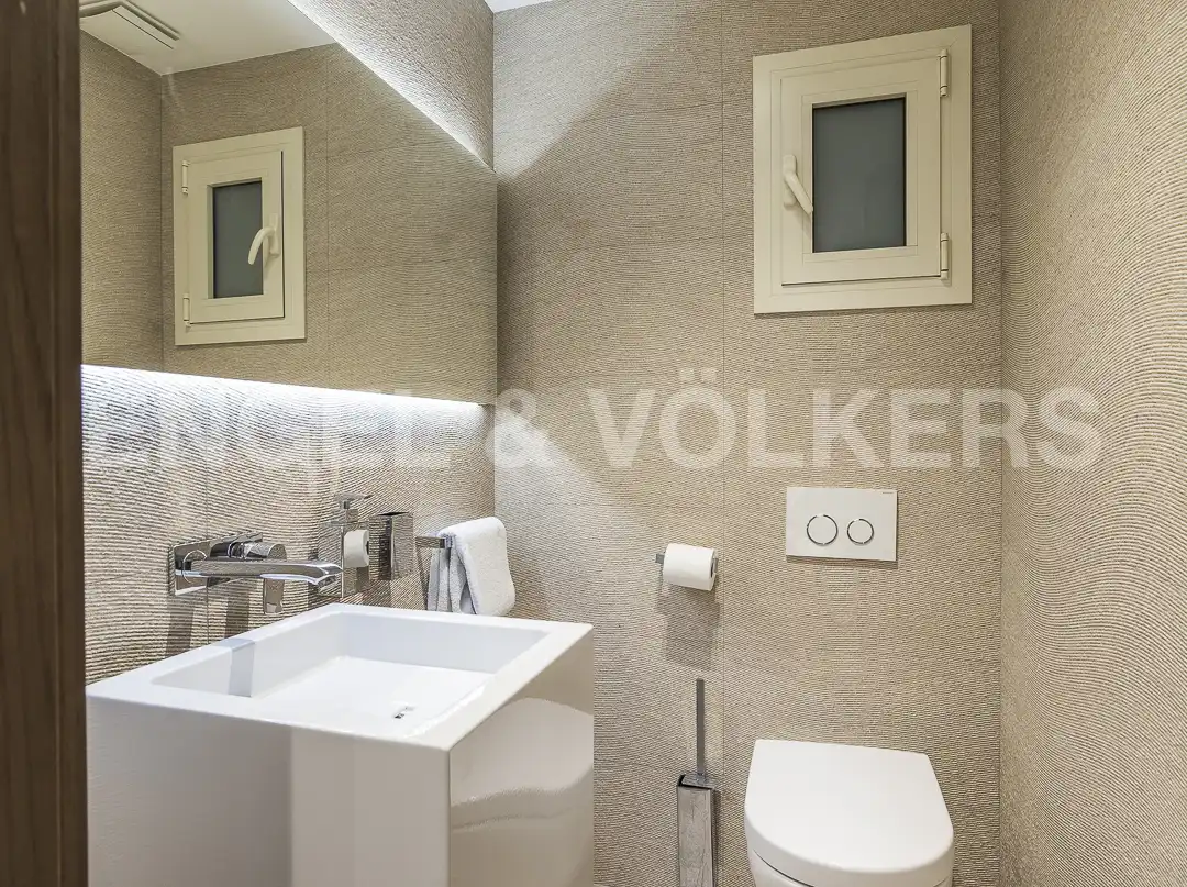 Baño de Piso en venta en Barcelona con Aire acondicionado, Calefacción y Terraza
