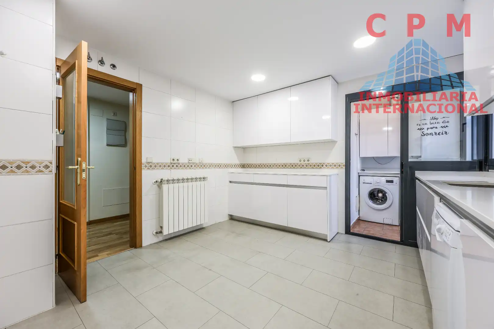 Cocina de Dúplex de alquiler en Madrid con Aire acondicionado, Calefacción y Parquet