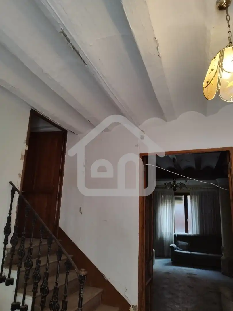 Houses for sale in Requena  with Storage room and Balcony