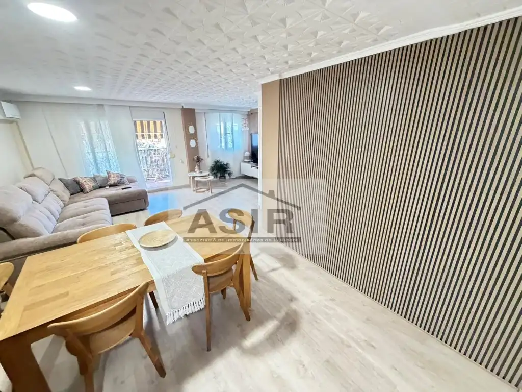 Sala d'estar de Pis de lloguer en Alzira amb Aire condicionat i Terrassa