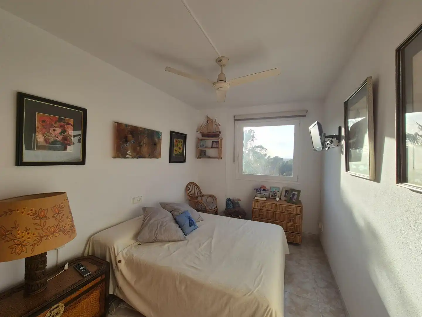 Habitación de Ático de alquiler en Muro con Aire acondicionado, Terraza y Amueblado